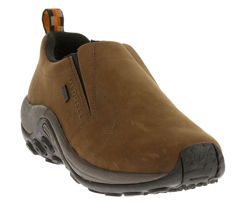 Merrell Jungle Moc Nubuck Vedenpitävät Leveät Leveys Miesten Pistokkaat Ruskea | 16955M-2CB